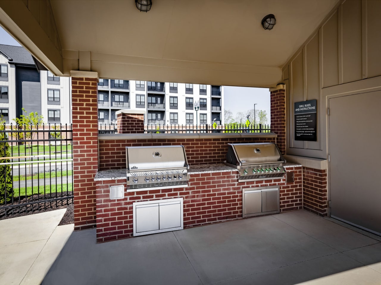 River Place Flats Image 16
