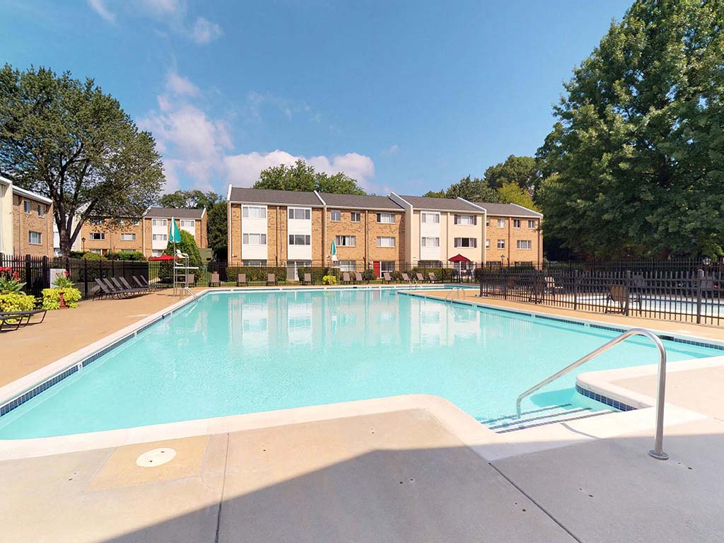 Tysons Glen and Devonshire Square Apartments & Townhomes Image 14