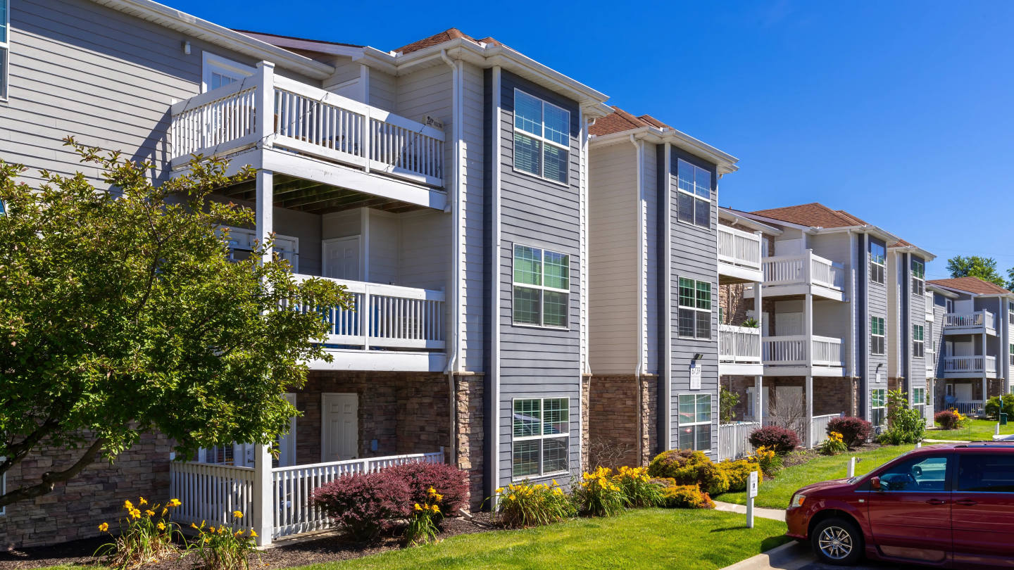 Lenox West Luxury Apartments Image 43