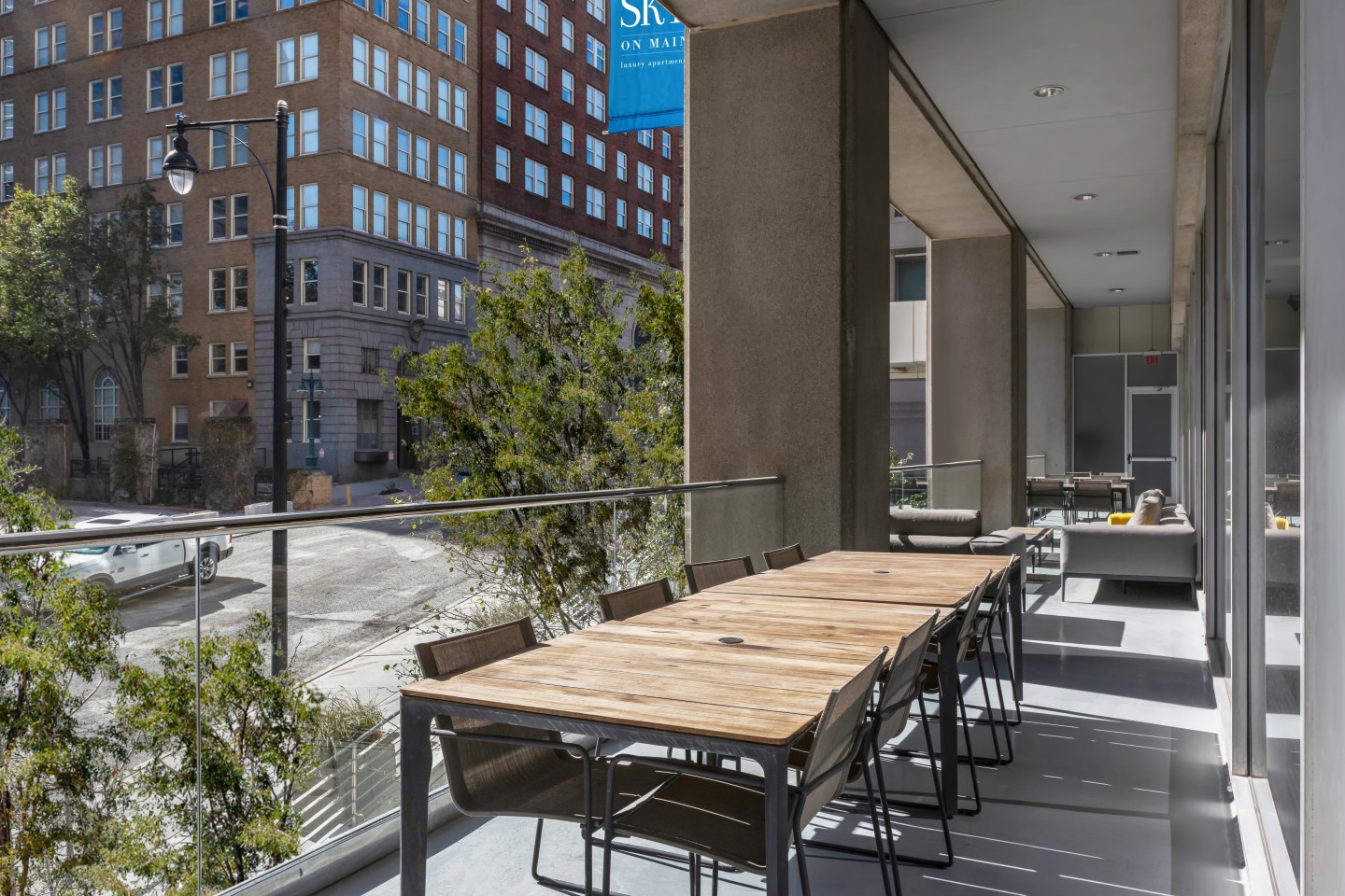 Sky on Main Luxury Apartments Image 32