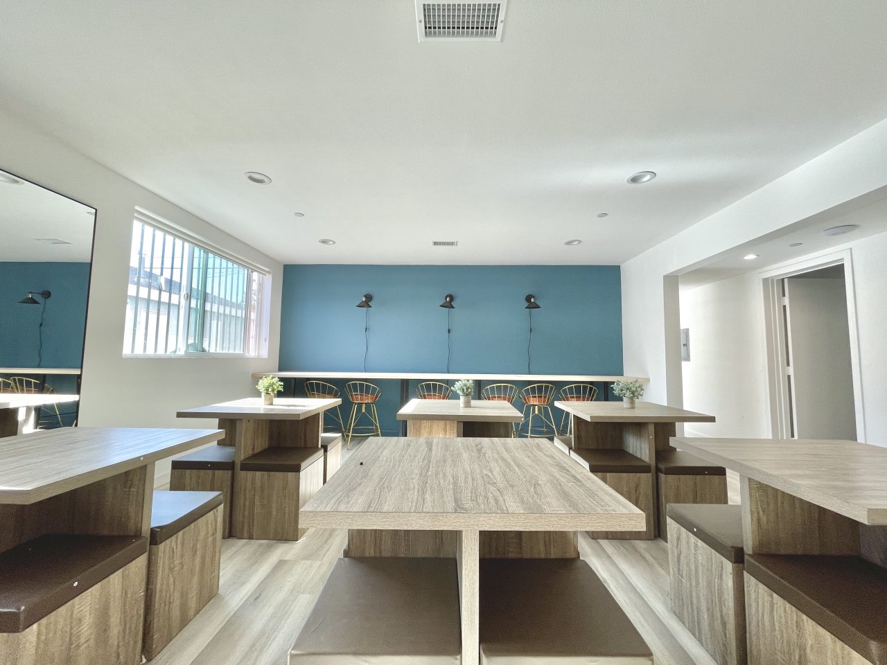 1476 W 35th St - Co-Living Image 5