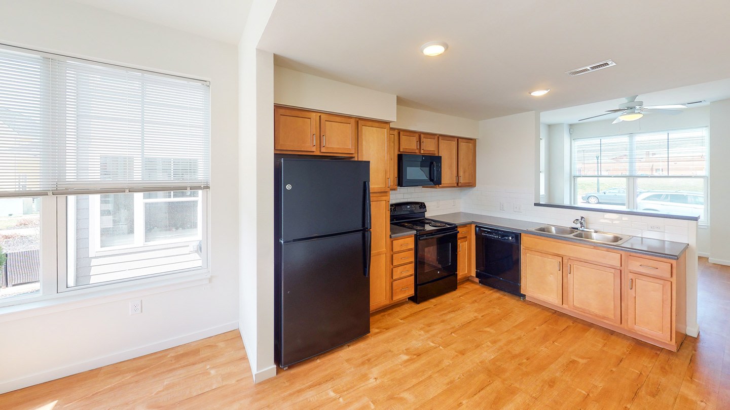 Legacy Pointe at Poindexter Apartments Image 18