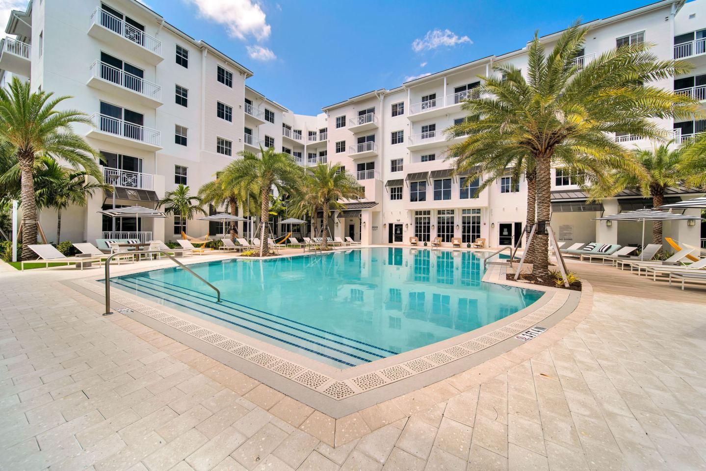 Vesada Luxury Apartment Homes Image 26