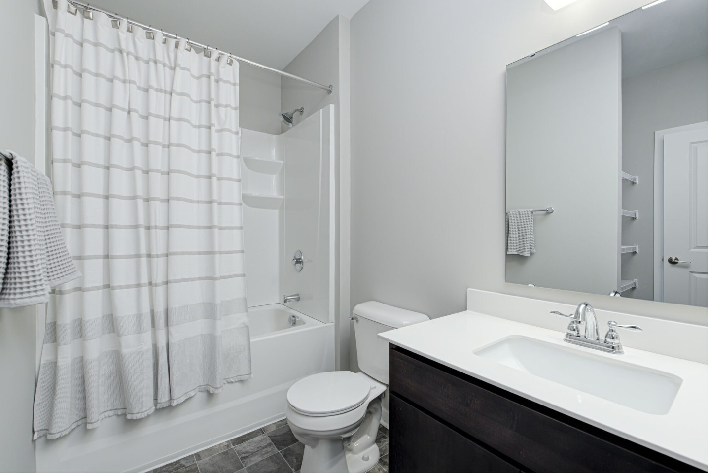 Riverview Image 59