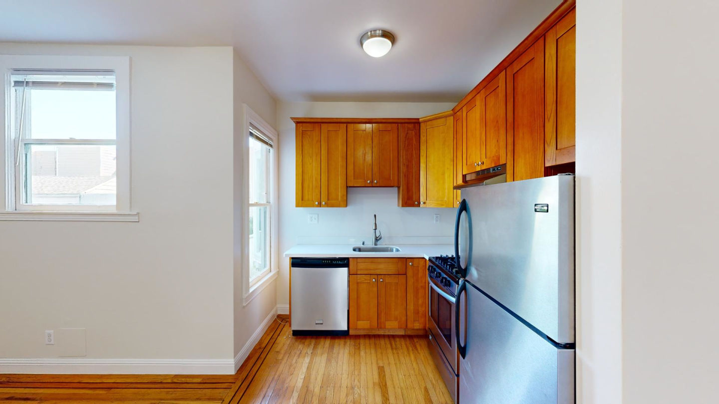 915 Pierce Image 22