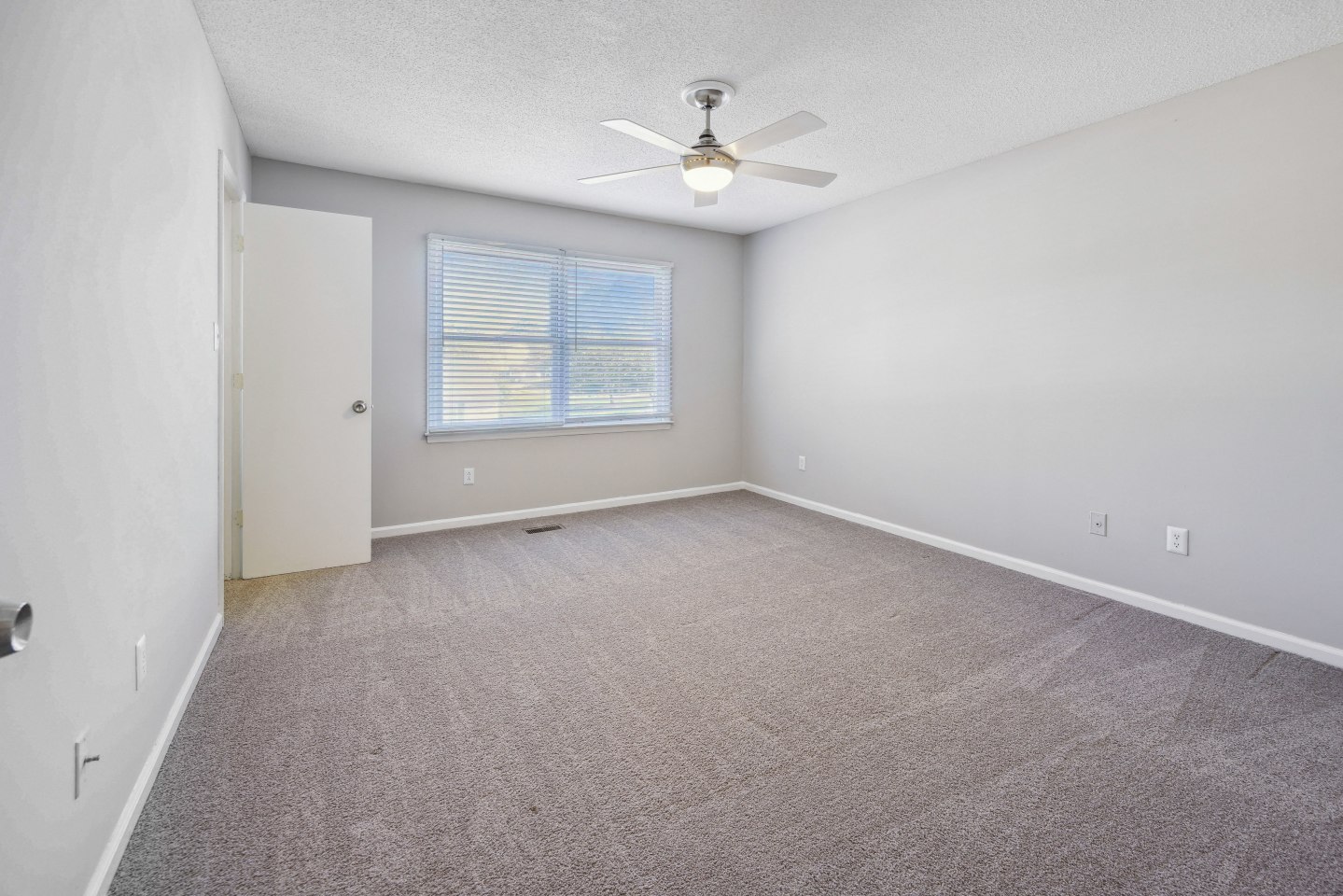 Belmont Heights Apartments & Townhomes Image 38