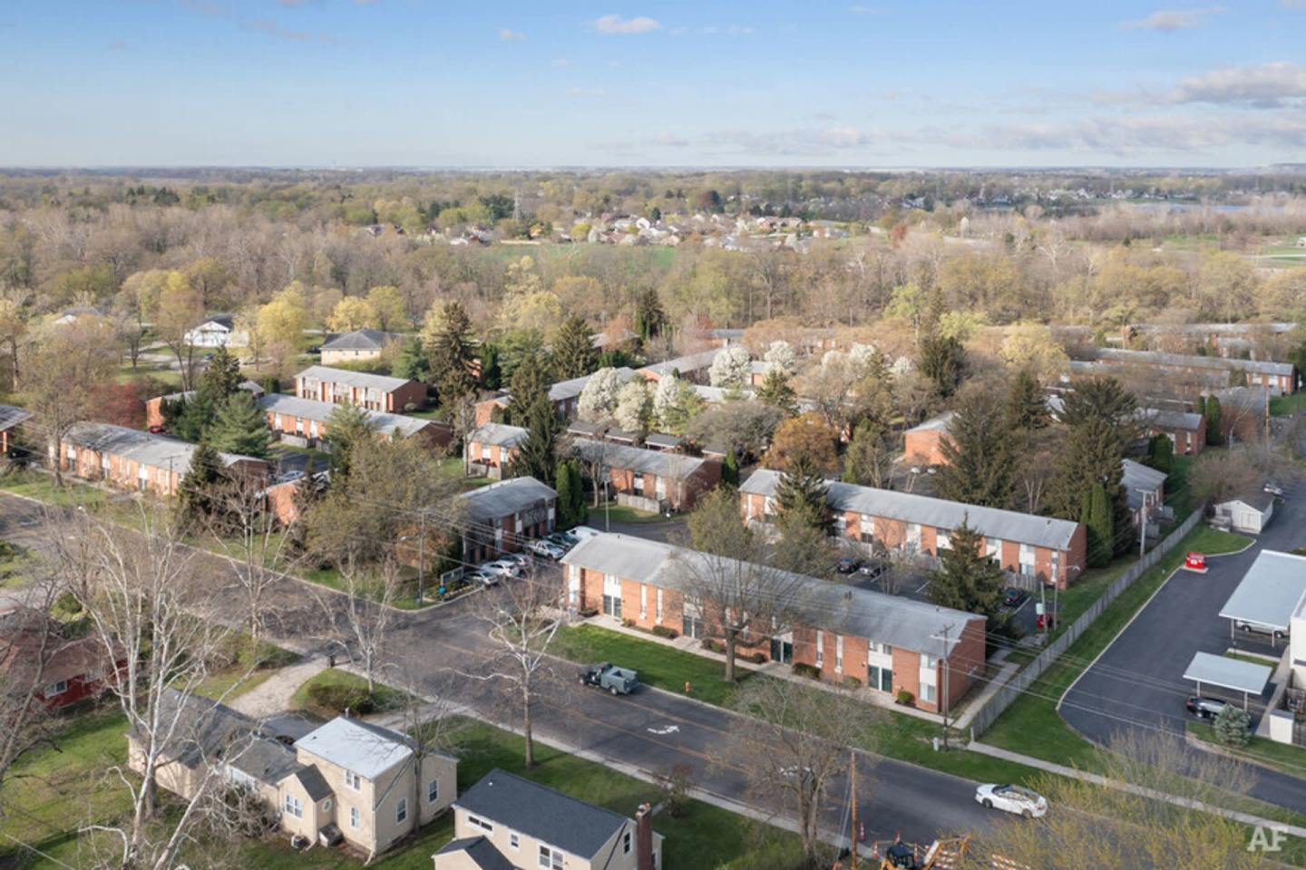 Coventry Court Town Homes Image 3