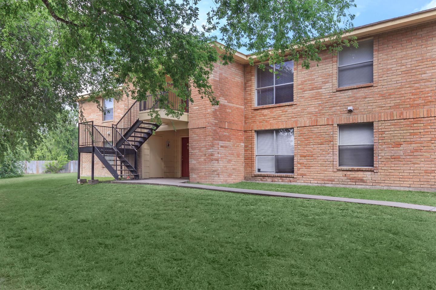 Beeville Station Image 5