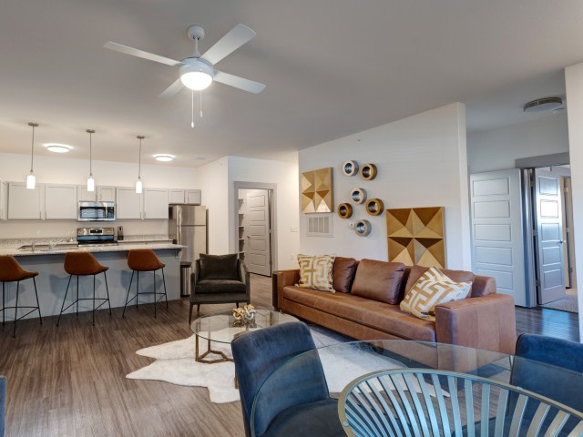 Backwater Cove Apartments Image 8