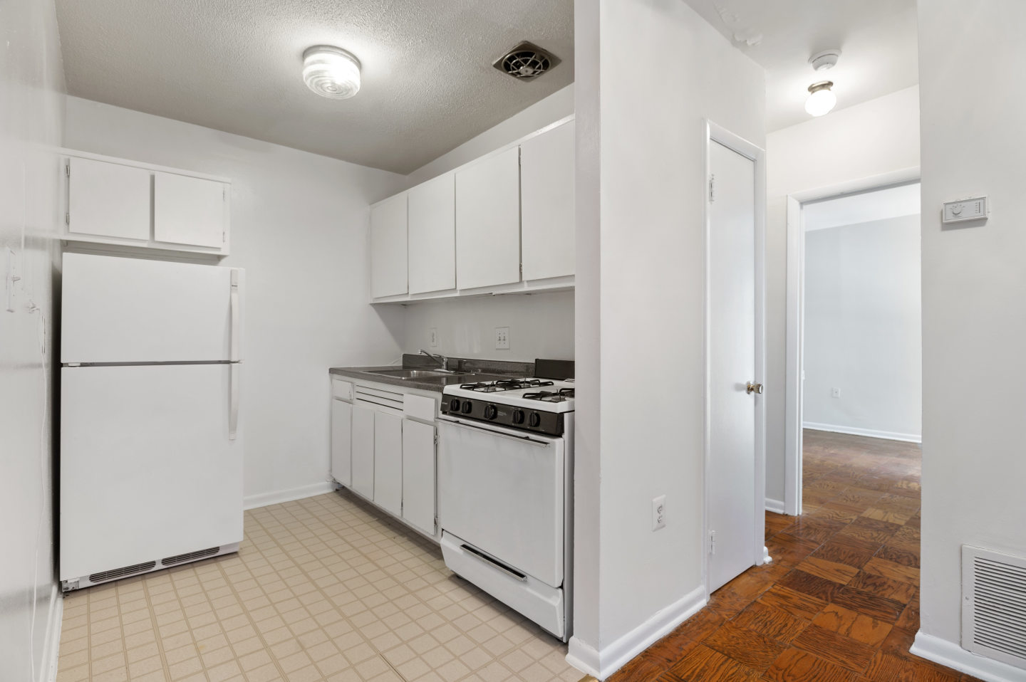 Park Pleasant Apartments Image 10