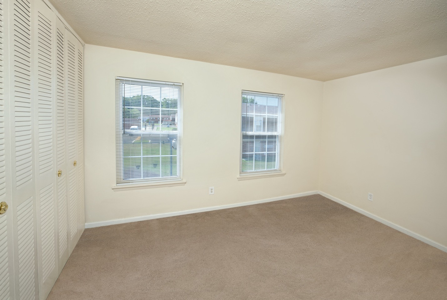 Woodbriar Apartments Image 14
