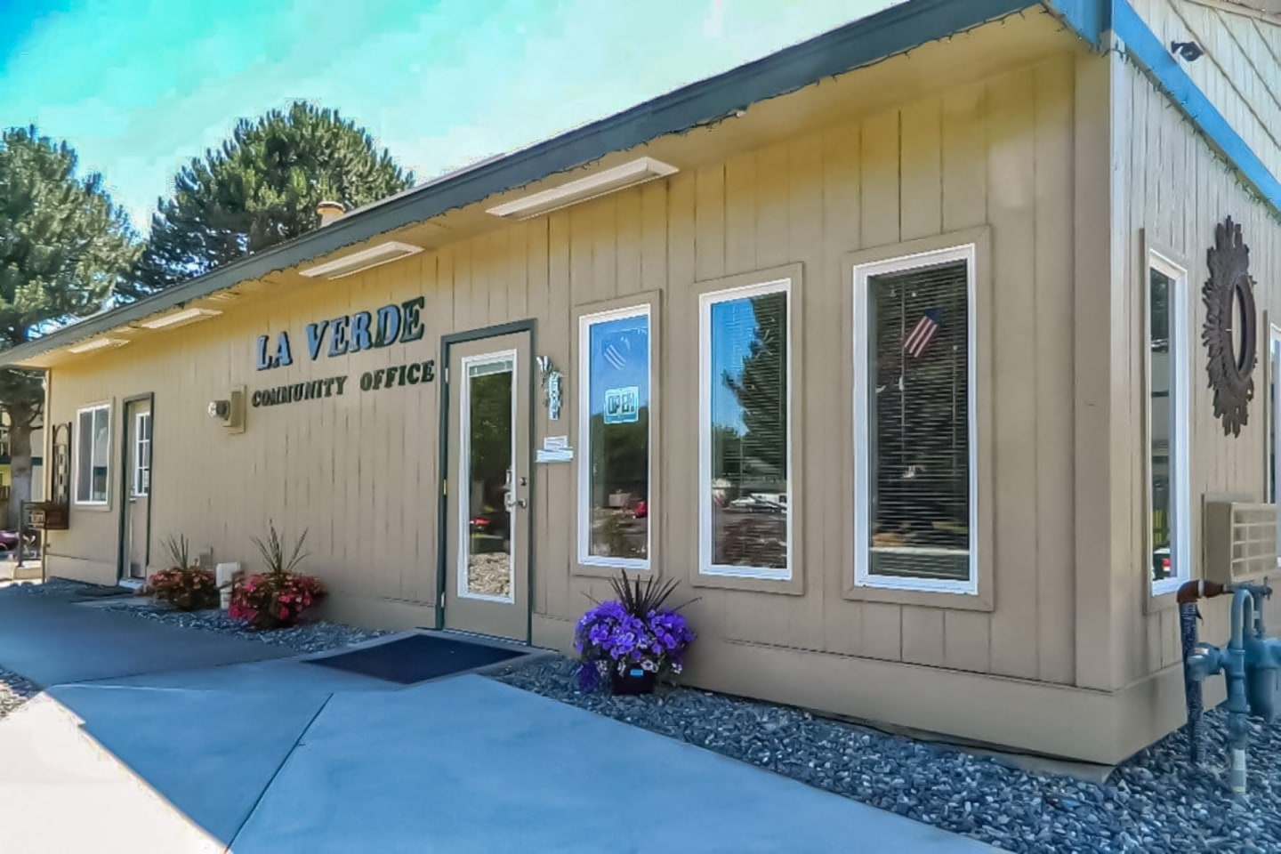 La Verde Image 30