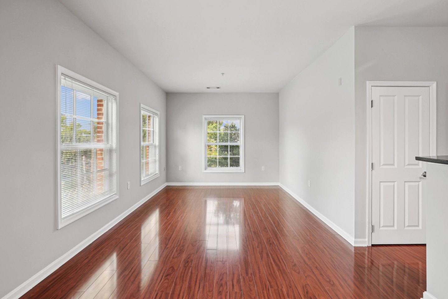 Clayborne Apartments Image 23