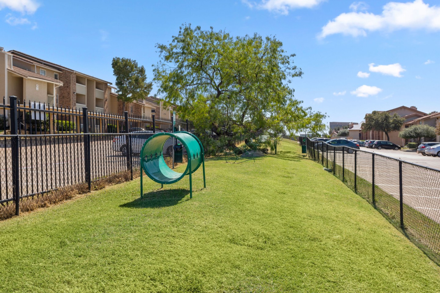 Calloway at Las Colinas Apartment Homes Image 33