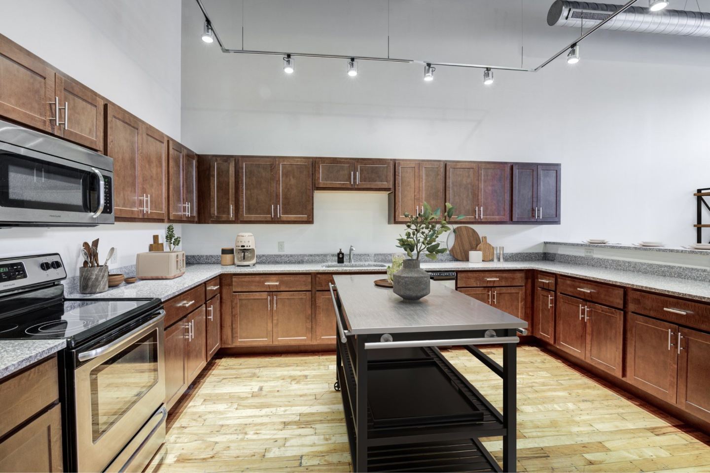 Albany Lofts at One Broadway Image 1