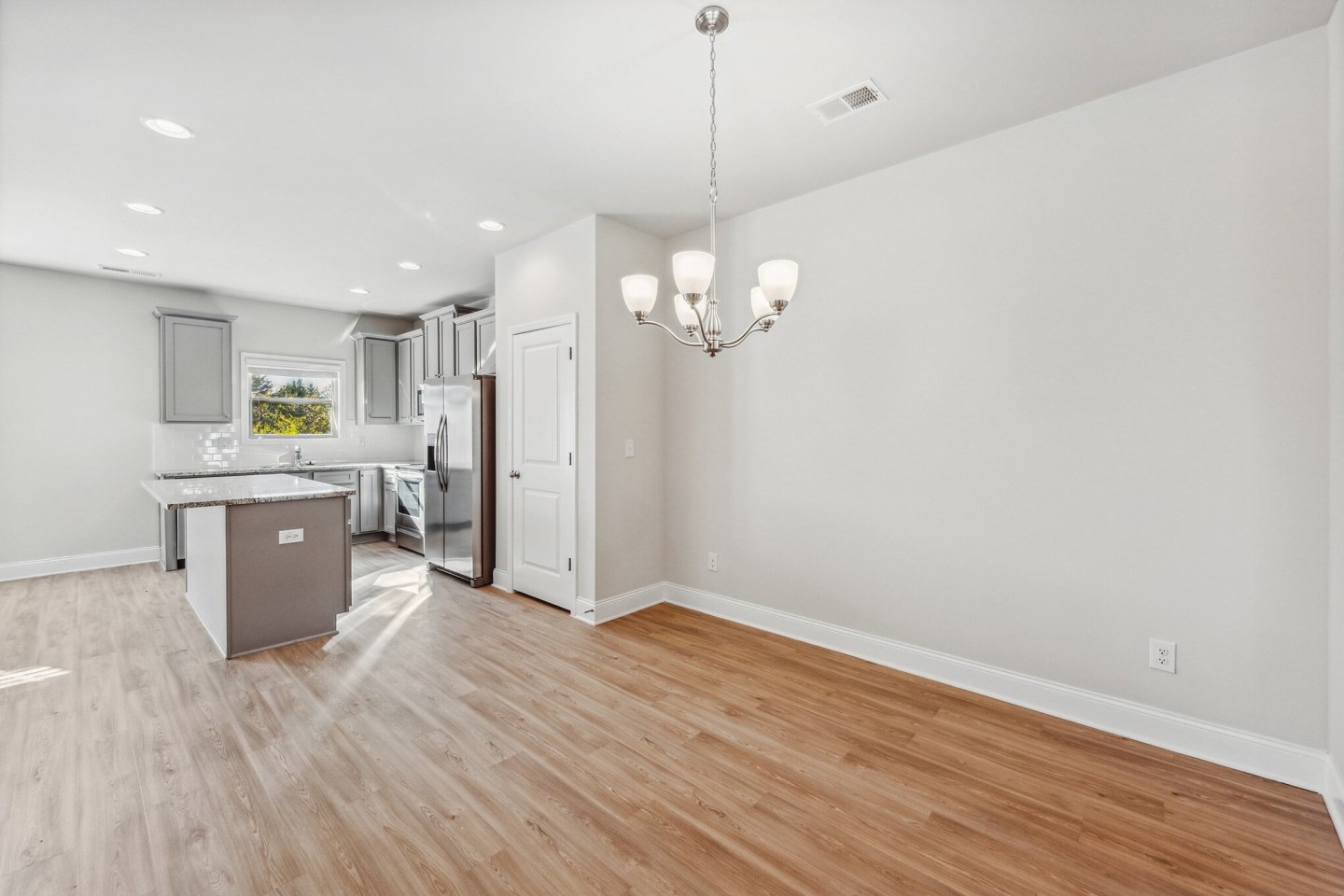 Parkwood Terrace Image 36