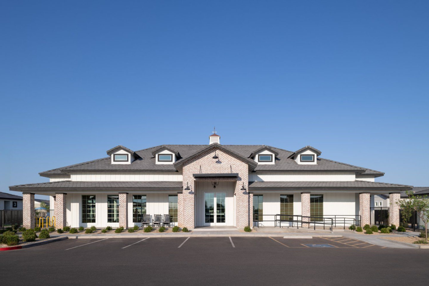 Bungalows on Combs Image 14