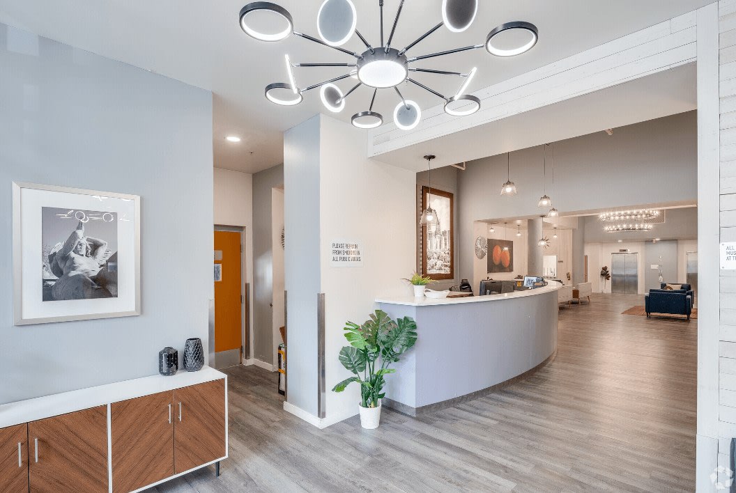 Lofts 640 Image 2