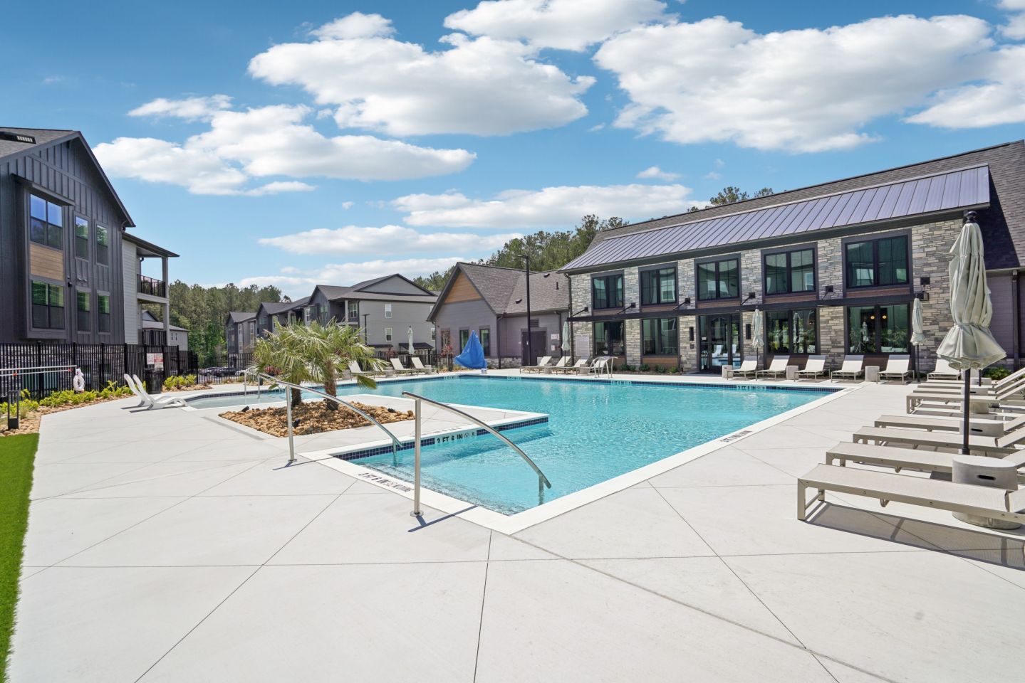 The Pullman Luxury Apartment Homes Image 97