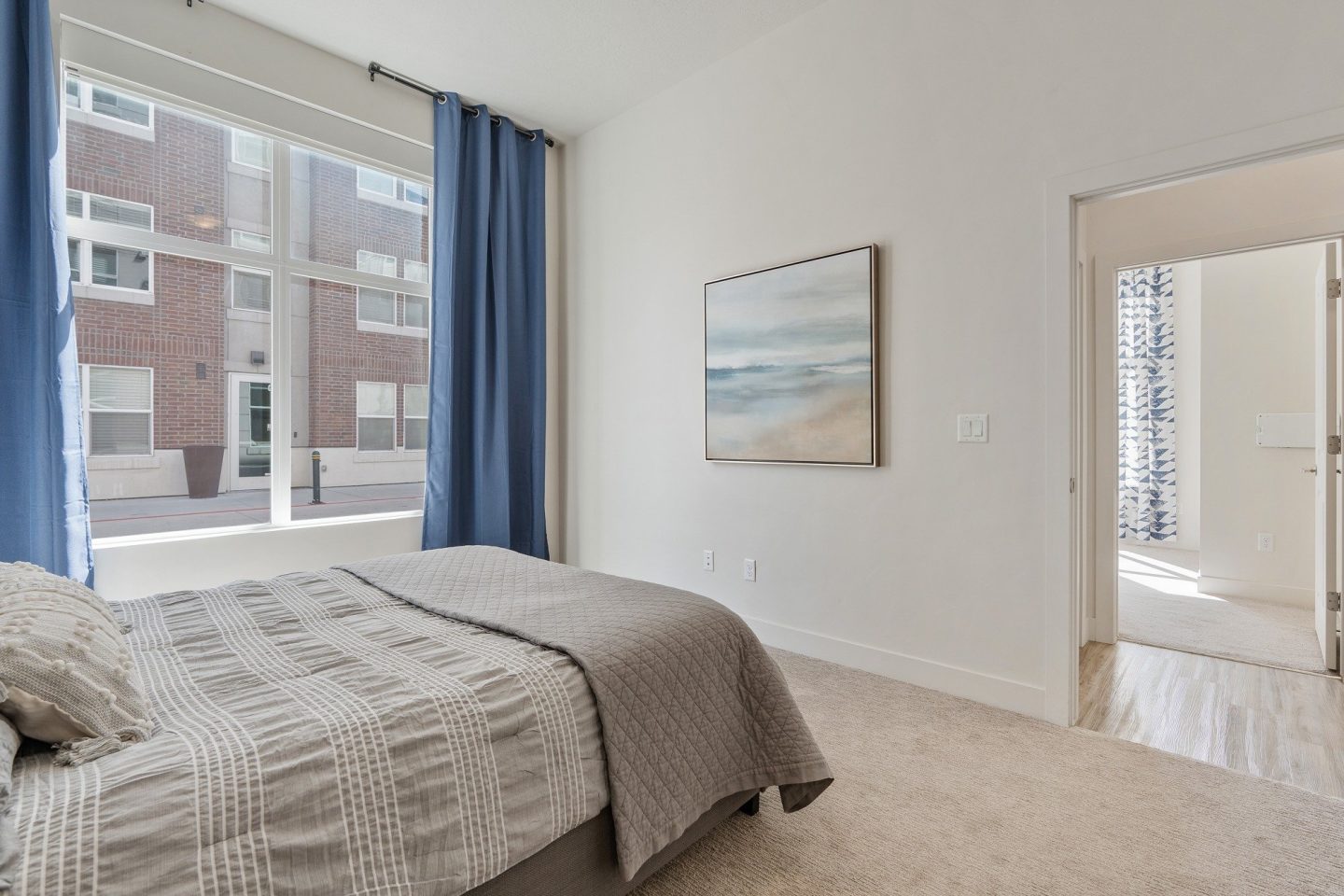 200 City View Image 80