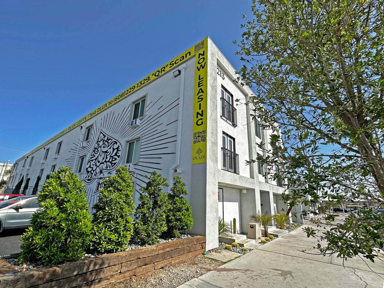 DLUX Lofts Image 17