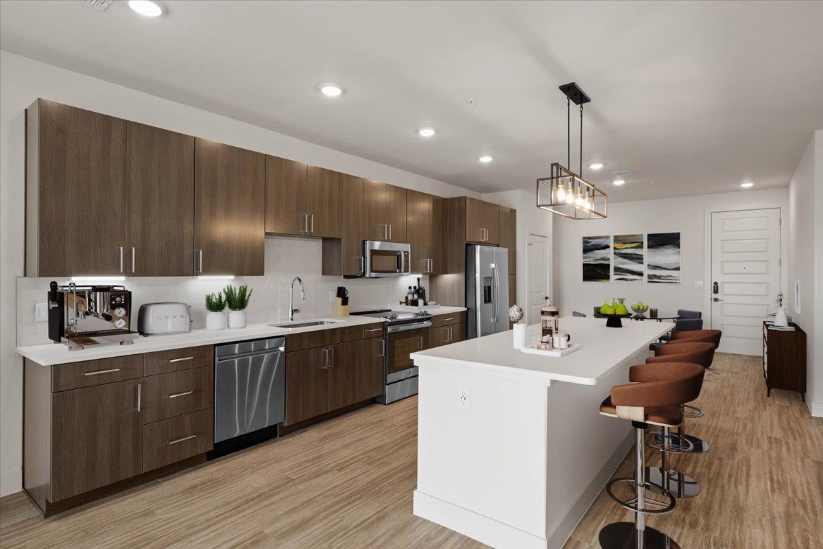The Isaac Apartments Image 3
