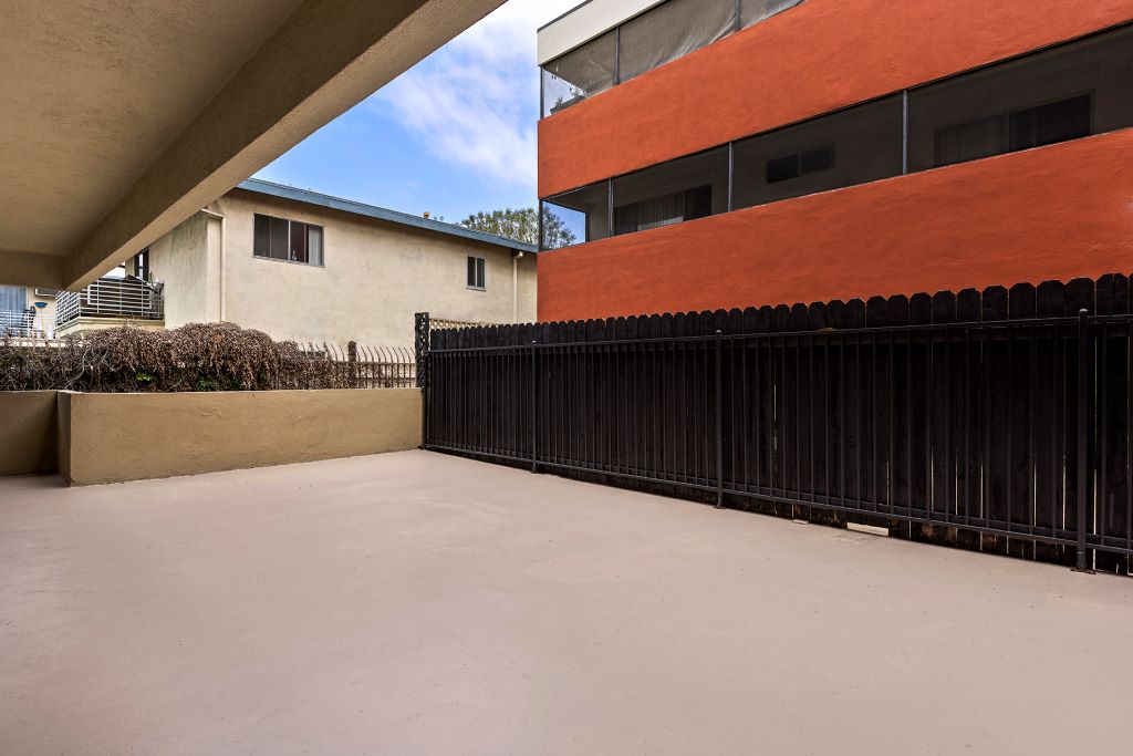 Jaclyn Terrace Image 35