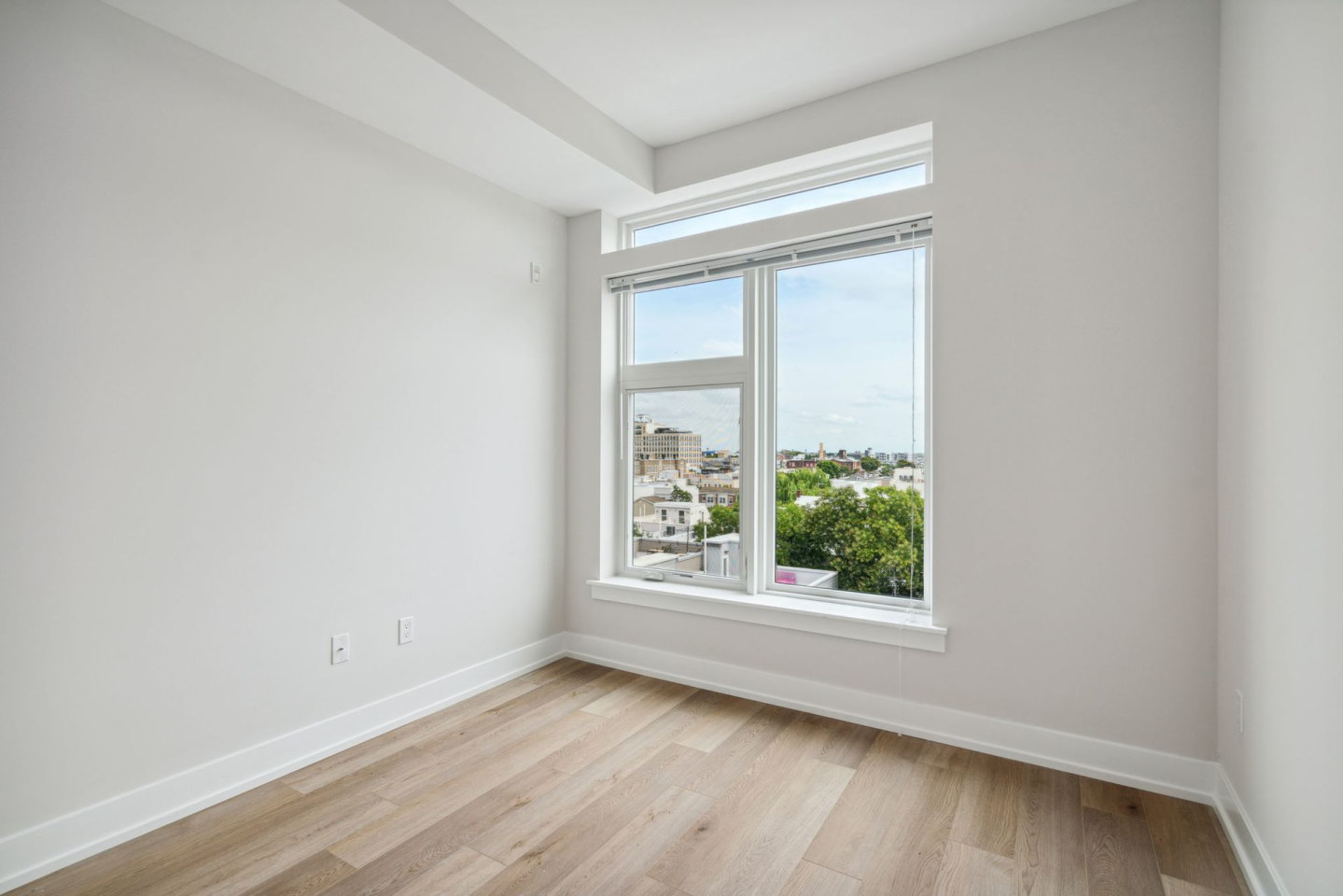 720 Thompson Street Image 67