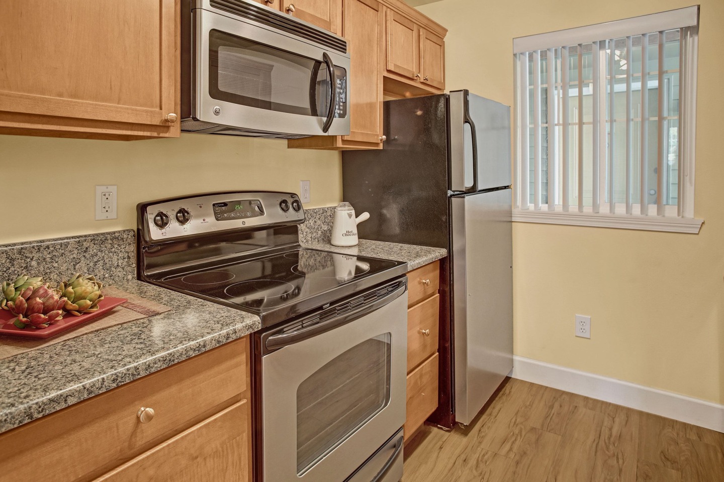 Regency Woods Apartment Homes Image 6