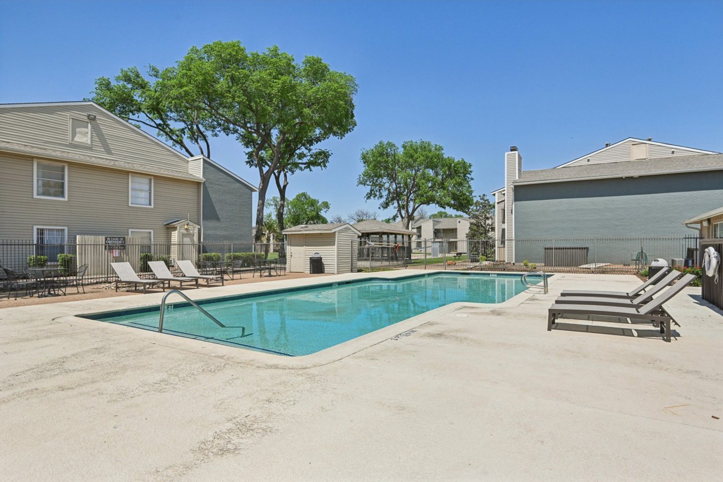 Abbey Glenn Apartments Image 9