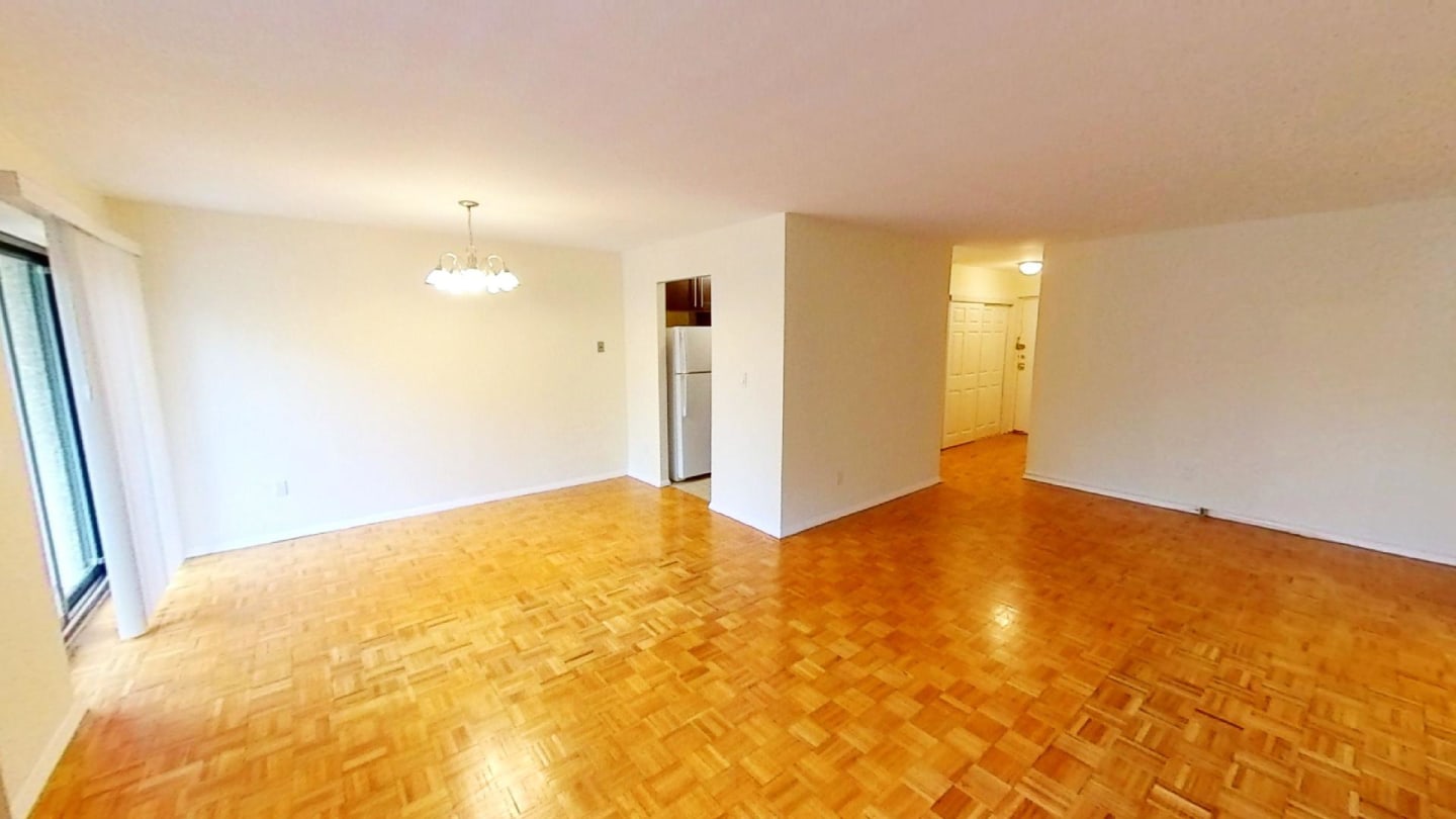 Grand Imperial Apartments Image 16