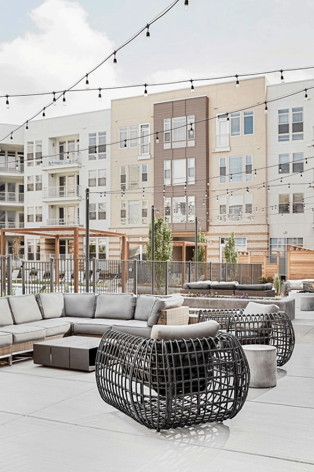 7575 Town Center Image 12