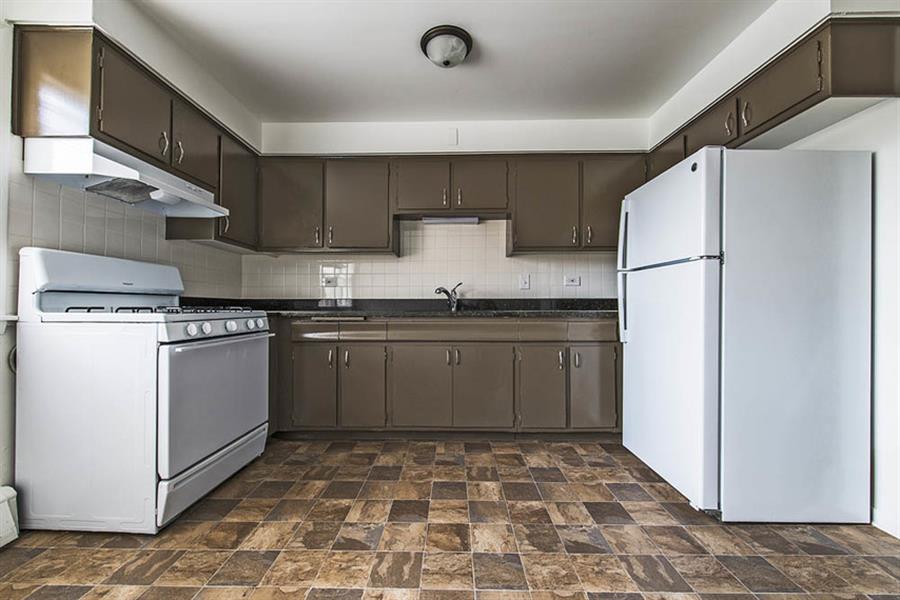 14119 S Tracy Ave Image 4