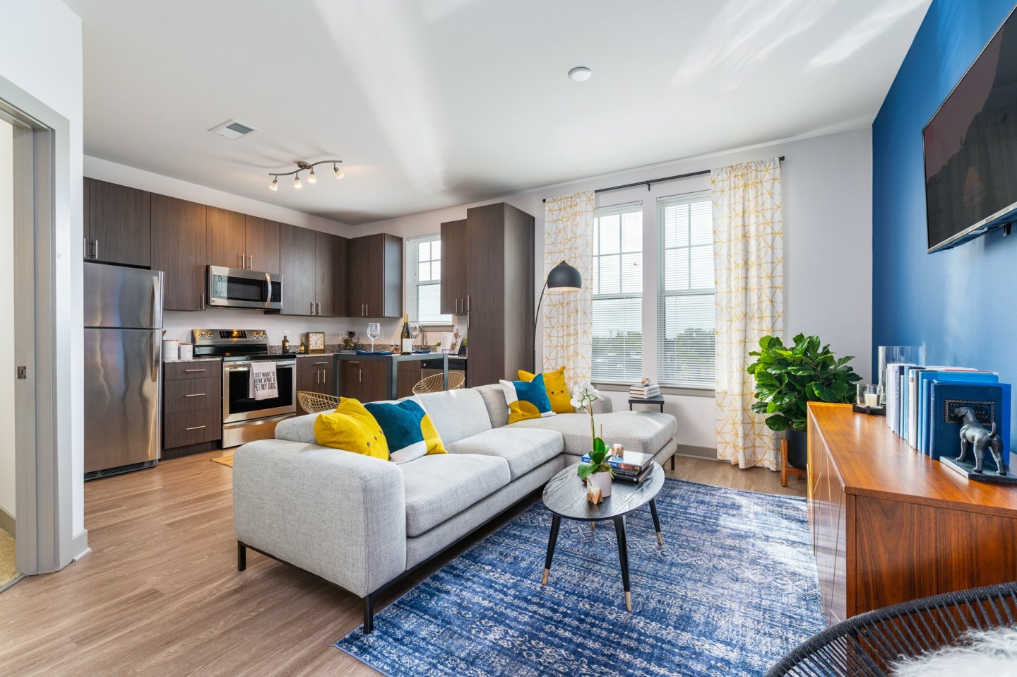 1274 at Towson Image 1