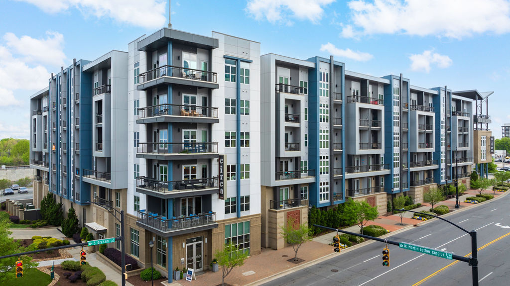 Circa Uptown Image 23