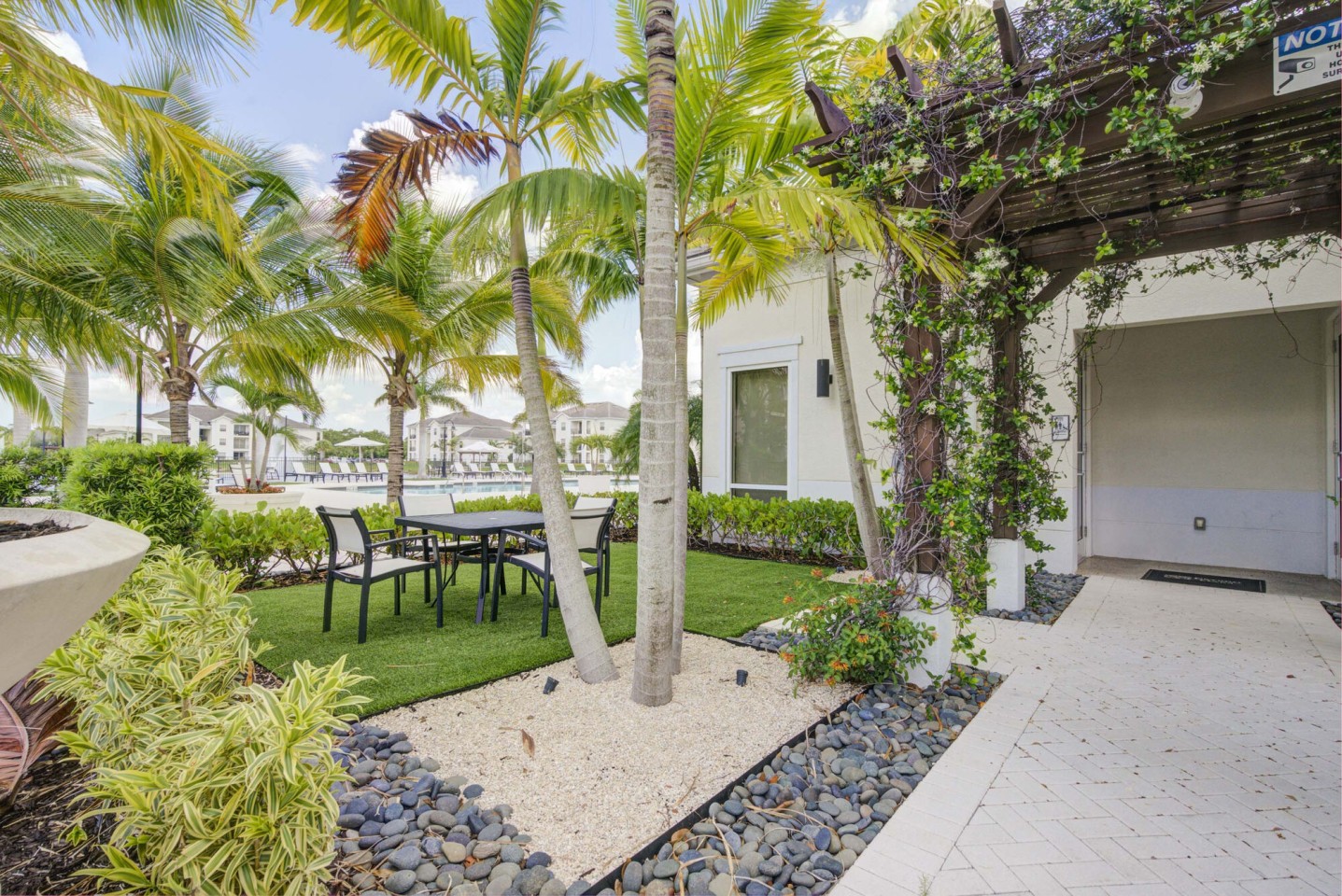 Estero Oaks Image 5