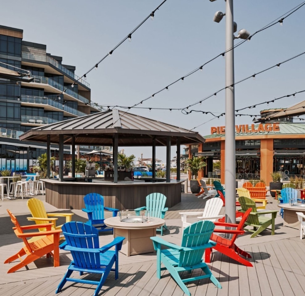 Pier Village Image 49