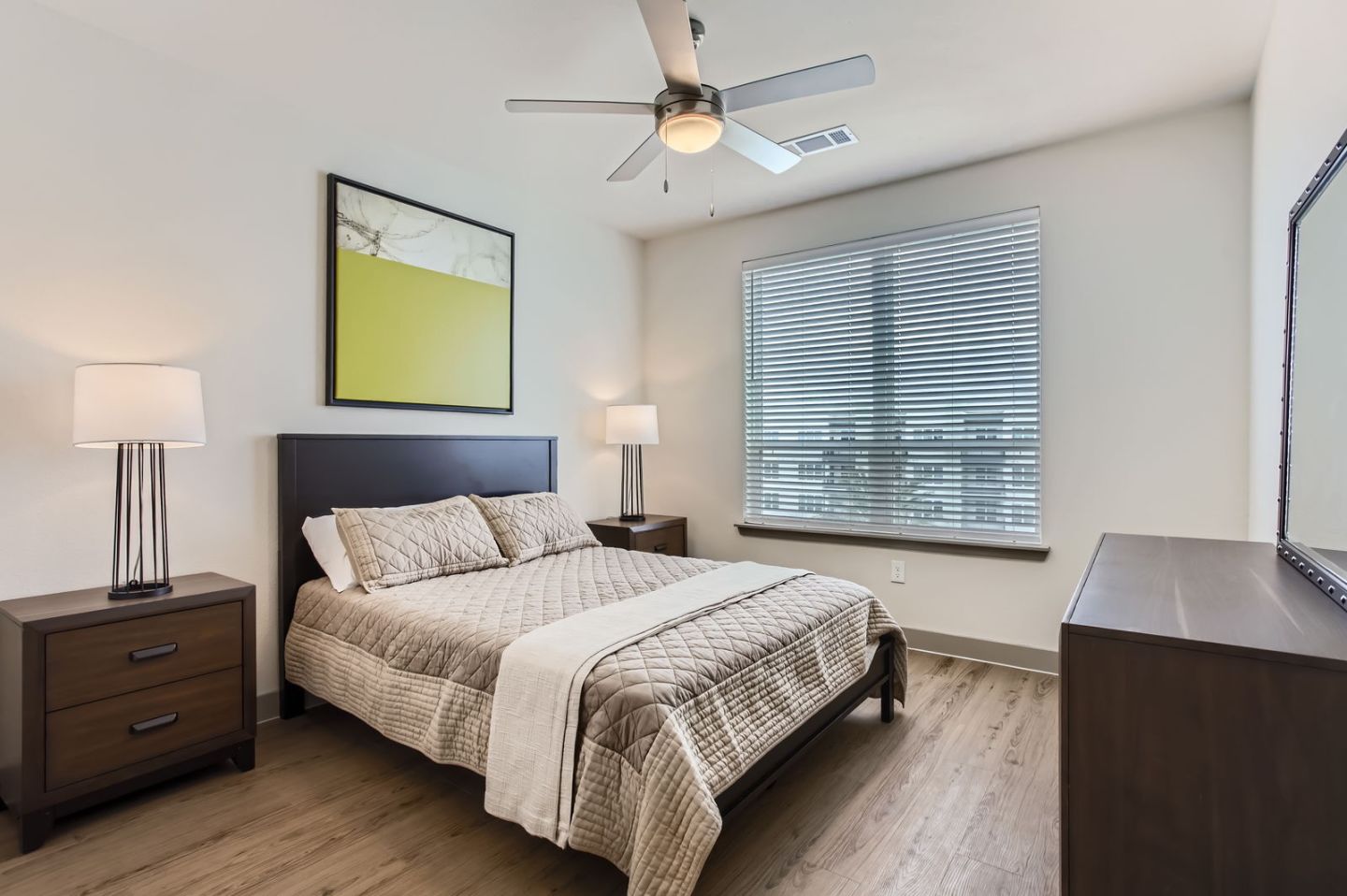 The Metropolitan -  Senior Housing Image 3