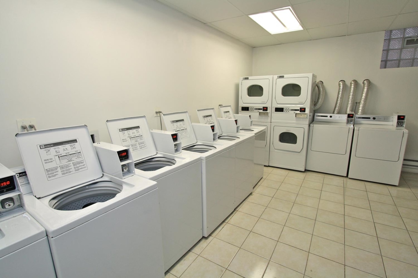 Drexel Grand Image 7