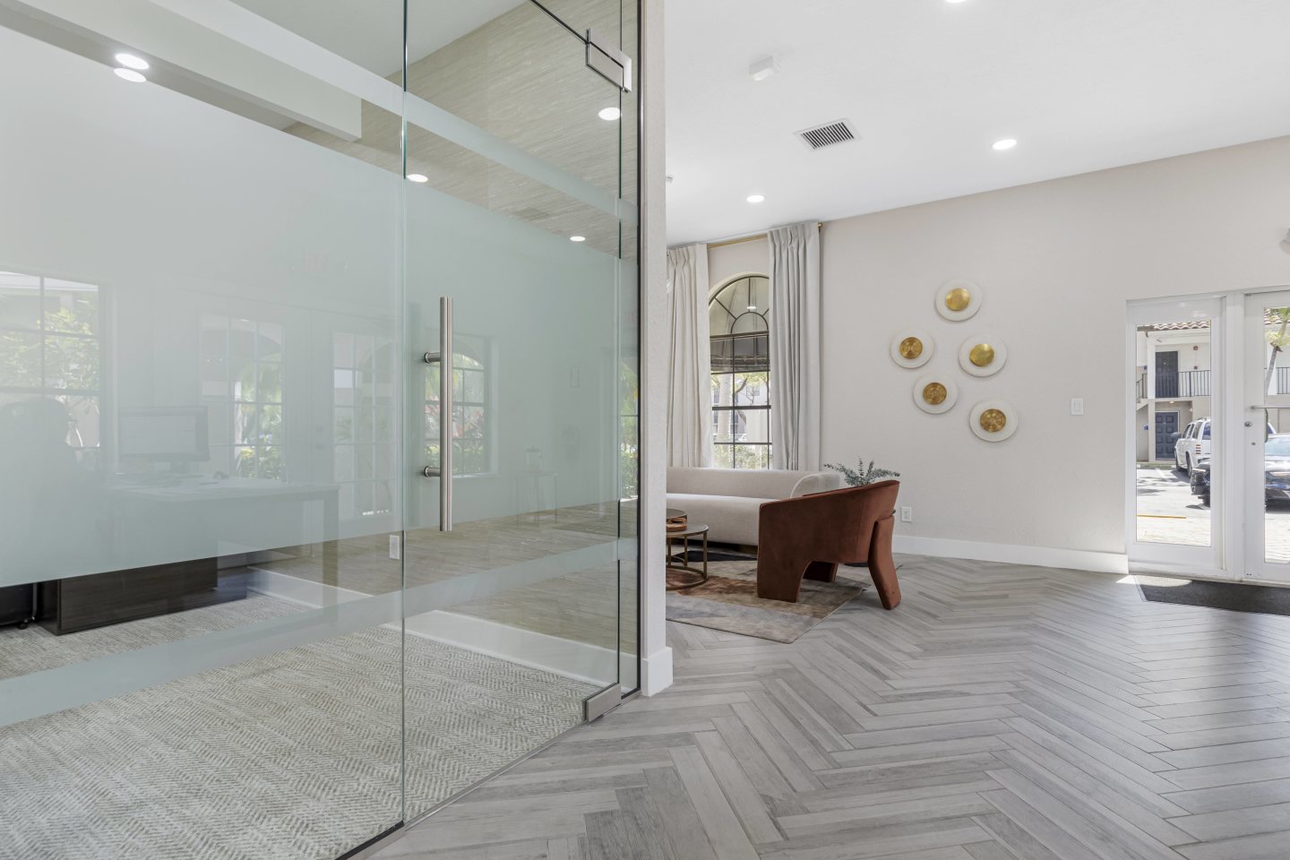 Alvista Hollywood Image 3