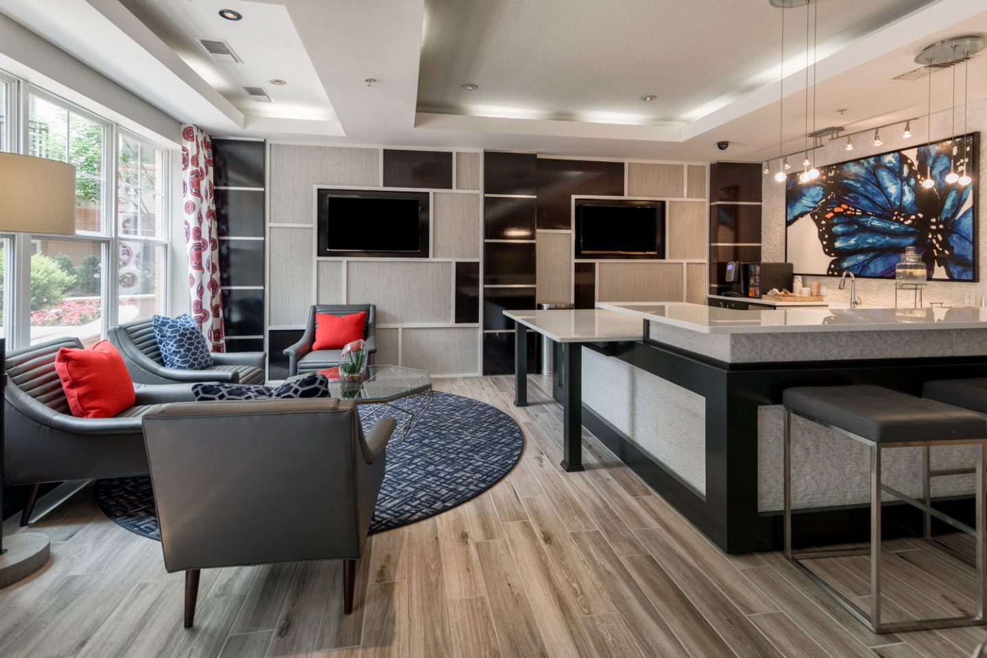 800 Carlyle Image 29