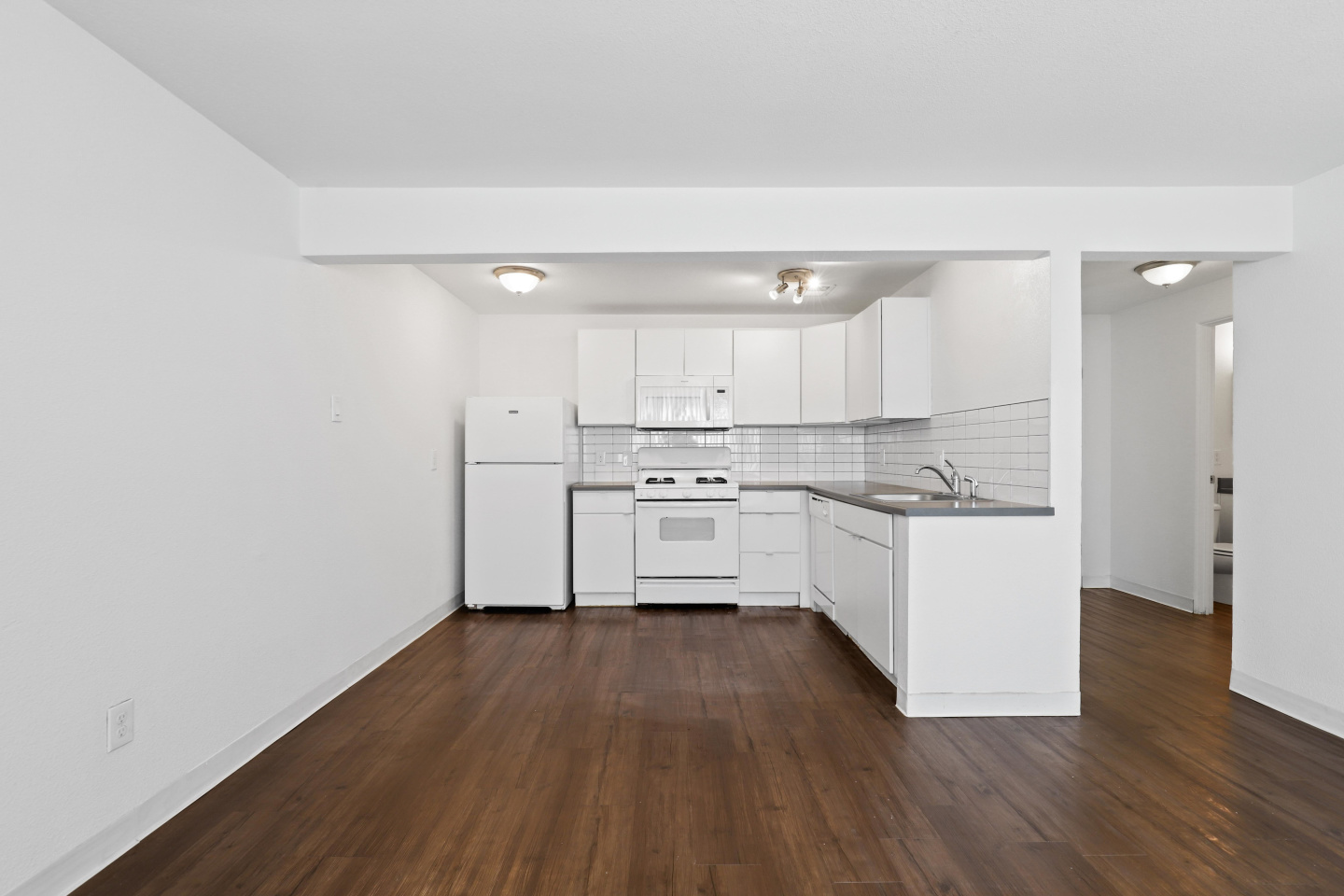 2800 W 26th Image 5