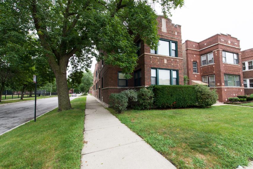 7201 S Calumet Ave Image 1