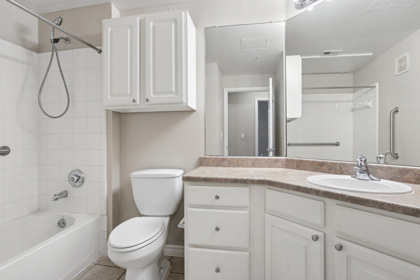 Encore at Buckingham - Senior Housing Image 14