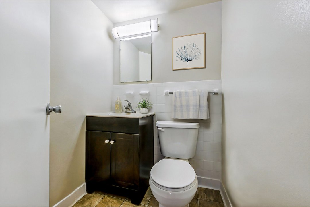 Oxon Hill Village Image 5