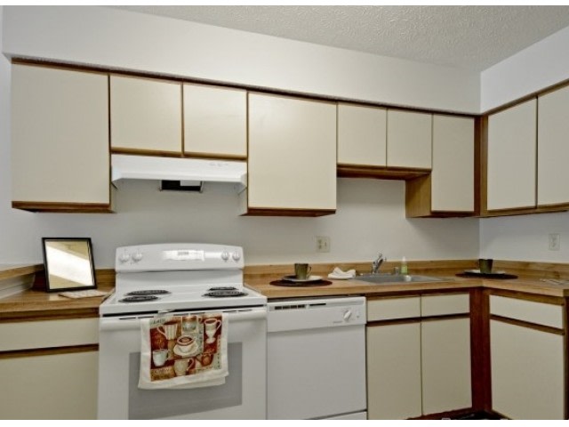 Perkins Place Image 22