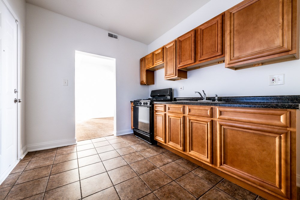 1236 S Lawndale Ave Image 1