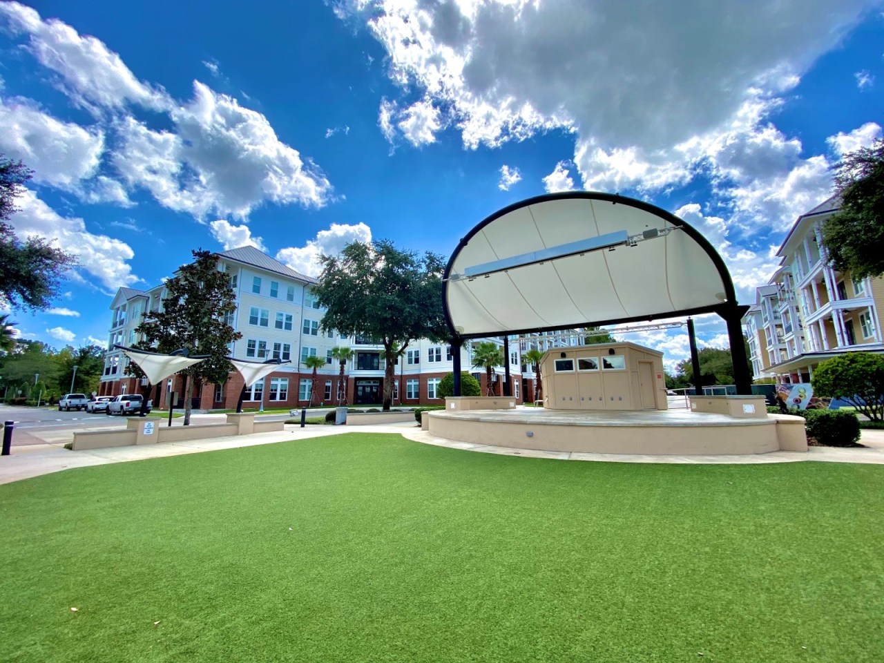 Flats At Tioga Town Center Image 29