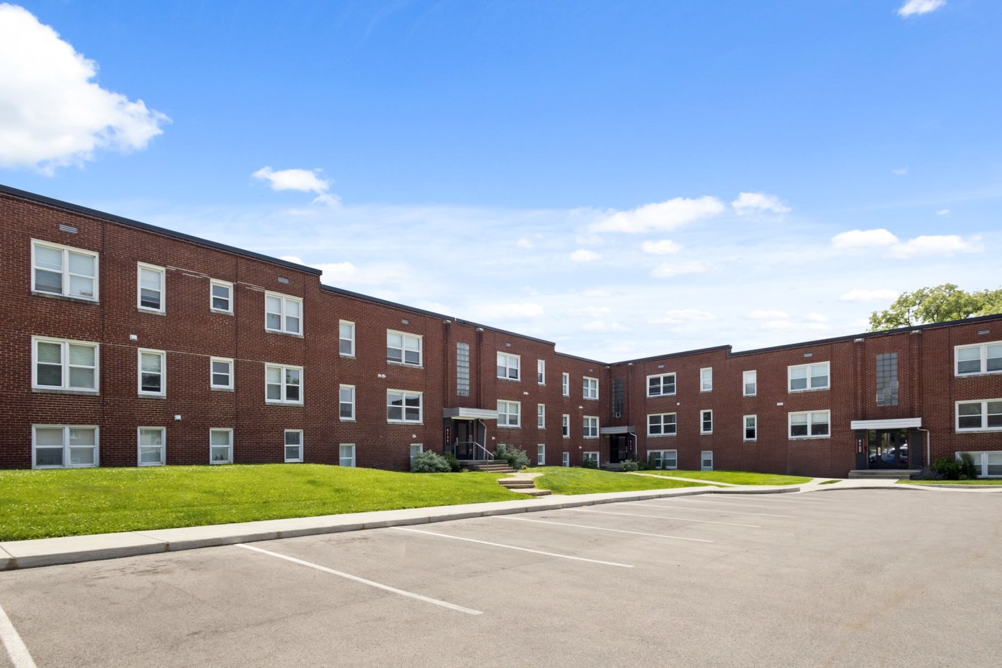 Monon Living Image 90