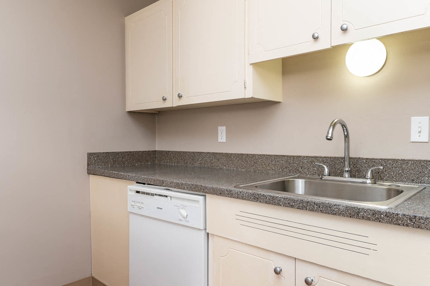Country Oaks Apartments Image 8